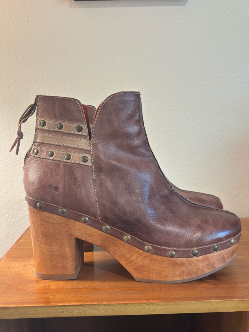Bed Stu Vienna Ankle Boot in Almond Oats Rustic Size 11